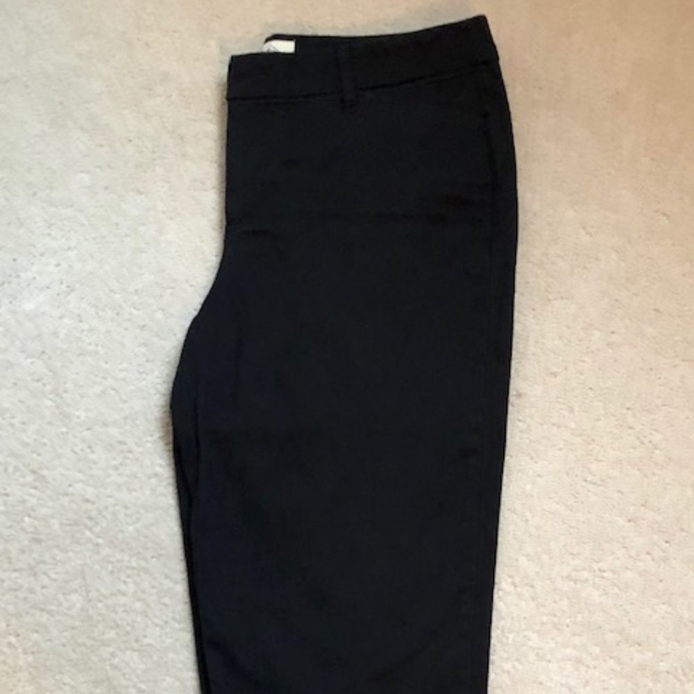 St John's Bay Black Capri's